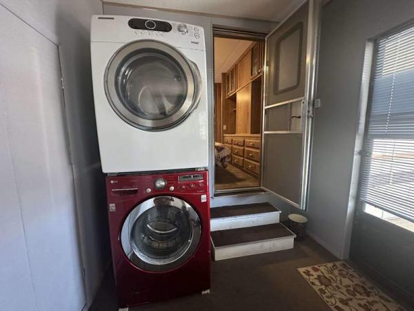 1987 TAHO Manufactured Home