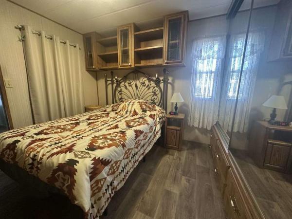 1987 TAHO Manufactured Home