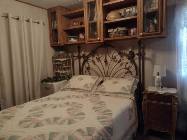 1987 TAHO Manufactured Home