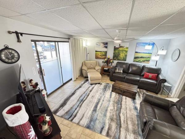 1993 Skyline Manufactured Home