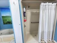 1993 Skyline Manufactured Home