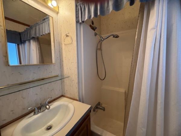 1992 Skyline Manufactured Home