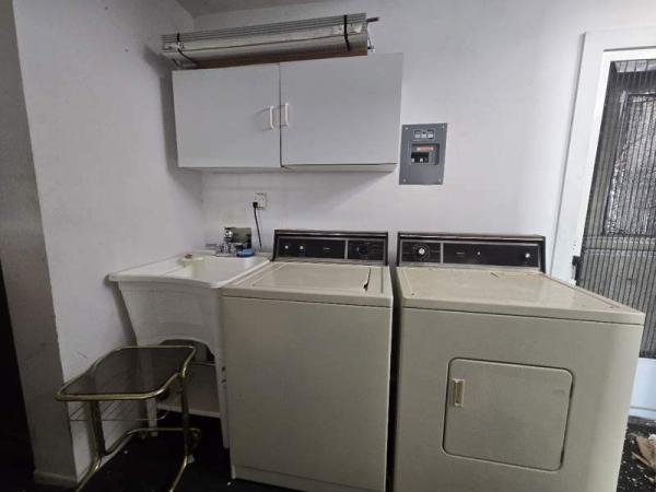 1993 Cavco Manufactured Home