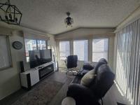 1990 Skyline Manufactured Home