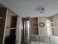 1990 Skyline Manufactured Home