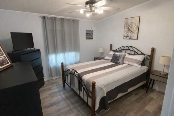 1990 Palm Harbor Manufactured Home