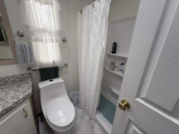 1994 Park Manufactured Home