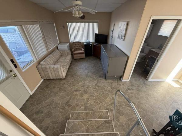 1994 Park Manufactured Home