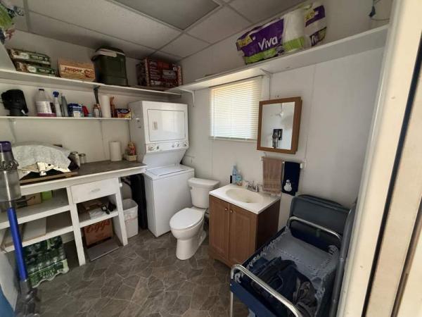 1994 Park Manufactured Home