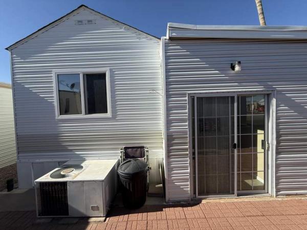 1994 Park Manufactured Home