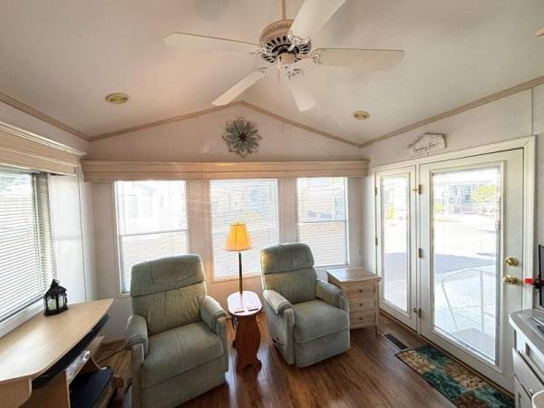 1994 Skyline Manufactured Home