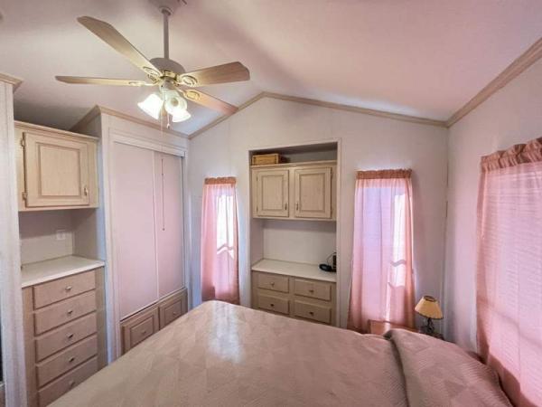 1994 Skyline Manufactured Home