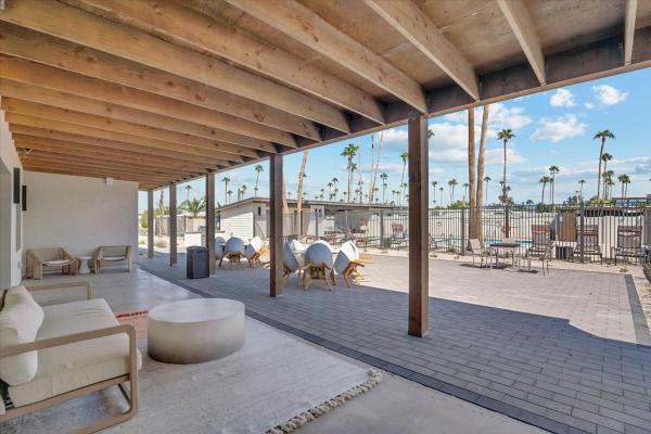 1977 Broadmore Manufactured Home