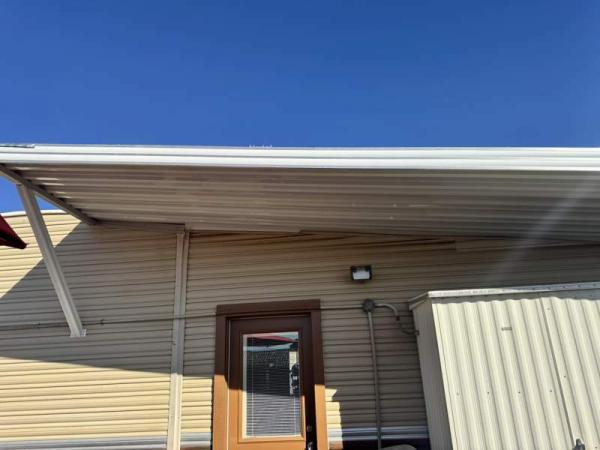 1986 Fleetwood Manufactured Home