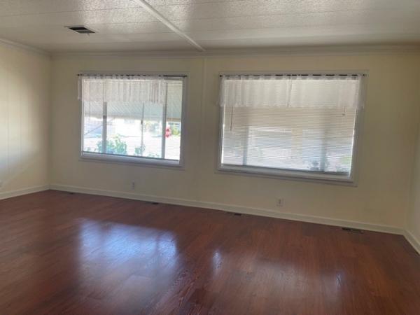 1973 Silvercrest Manufactured Home