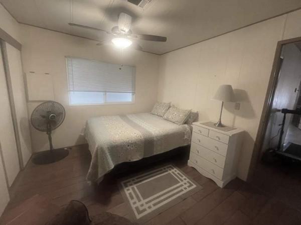 1976 Cavco Manufactured Home