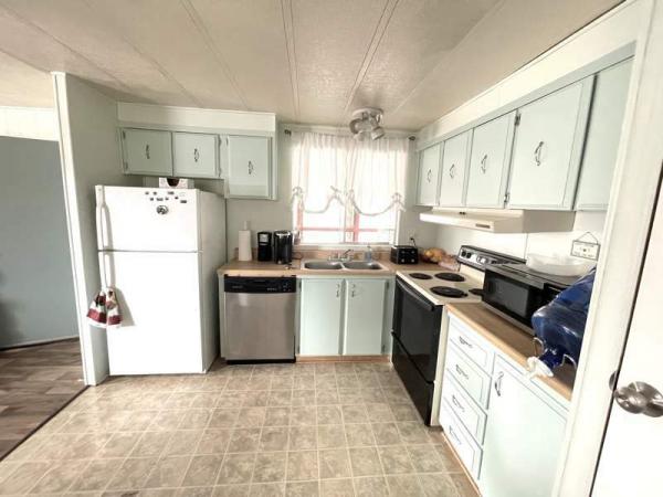 1979 SAHAR Manufactured Home