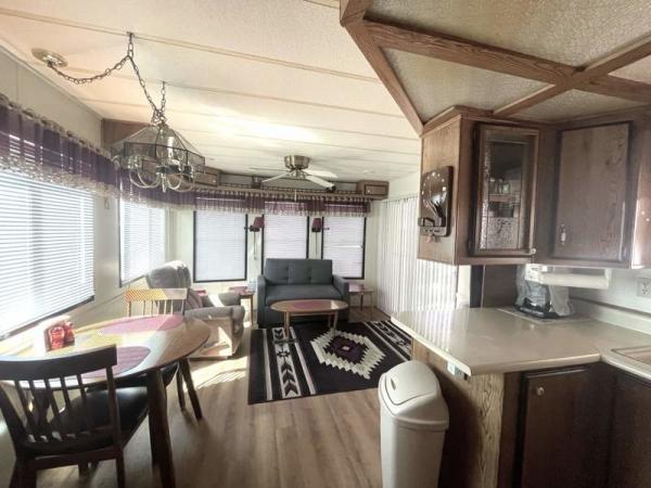 1986 Skyline Manufactured Home