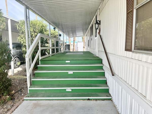 1981 Schult Manufactured Home