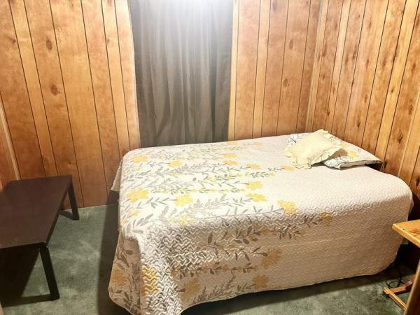 1981 Schult Manufactured Home