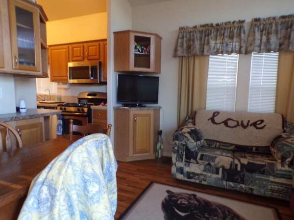 2011 Champion Manufactured Home