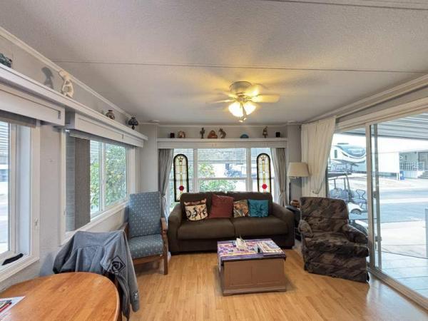 1986 Fleetwood Manufactured Home