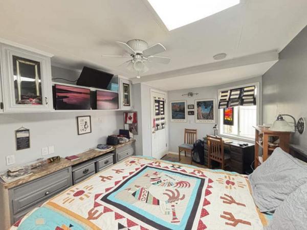 1986 Fleetwood Manufactured Home