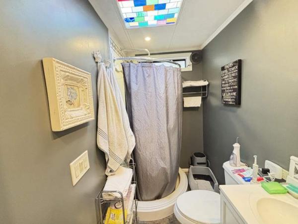 1986 Fleetwood Manufactured Home