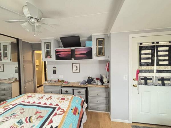 1986 Fleetwood Manufactured Home