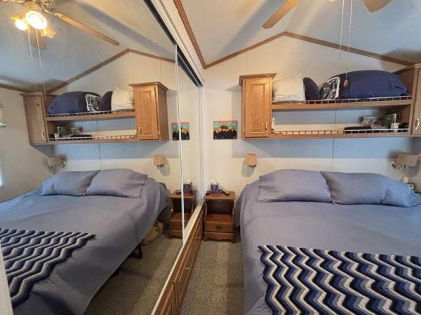 1994 Skyline Manufactured Home