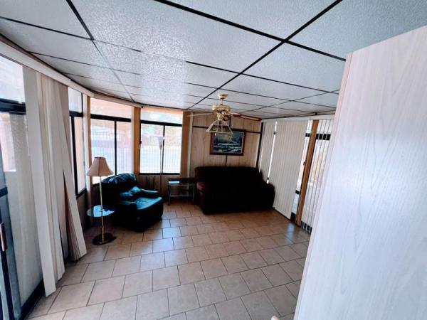 1989 Park Manufactured Home