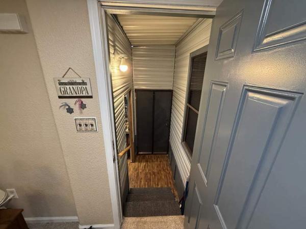 1989 Skyline Manufactured Home