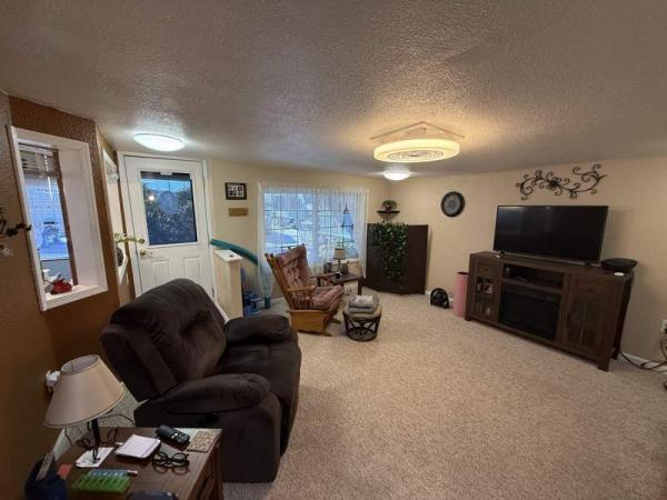 1989 Skyline Manufactured Home