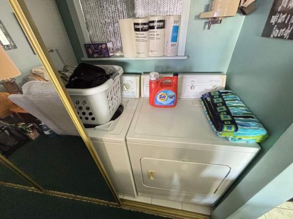 1988 Kensi Manufactured Home