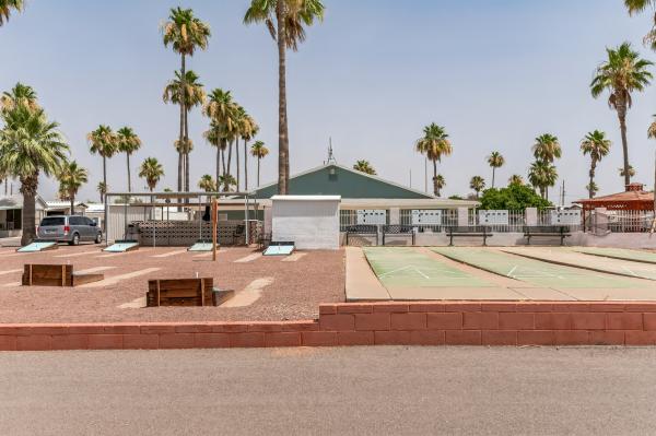 1990 TAHO Manufactured Home