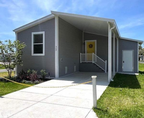 Photo 1 of 2 of home located at 40B Dale Drive Tavares, FL 32778