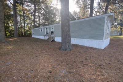 Photo 2 of 4 of home located at 3201 Central Heights Rd. Goldsboro, NC 27534