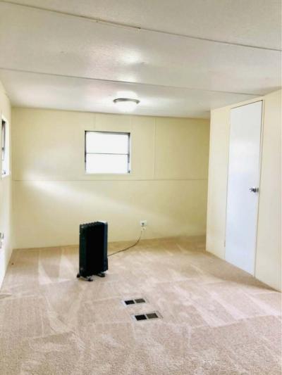 Photo 3 of 8 of home located at 30 Thomas Ln Sparrows Point, MD 21219