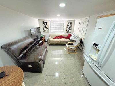 Photo 2 of 13 of home located at 16416 Us 19 N Clearwater, FL 33764