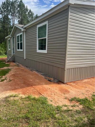 Mobile Home at 1259 Lucky Ln NW Brookhaven, MS 39601