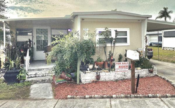 Photo 1 of 2 of home located at 93093 5th St N. Pinellas Park, FL 33782