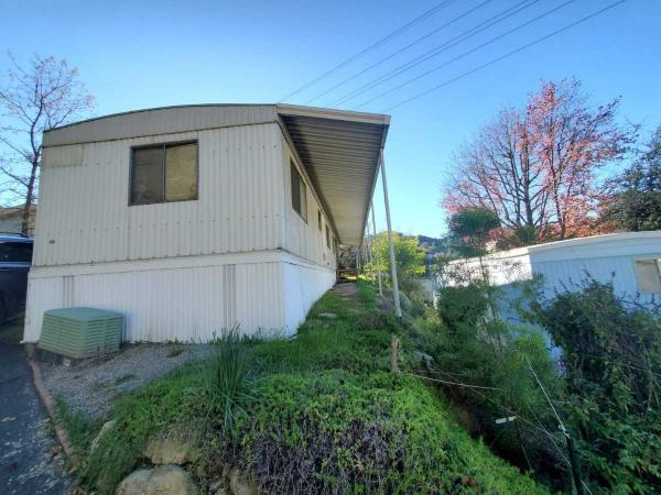 1982 90002 Skyline DLX 4805 Mobile Home