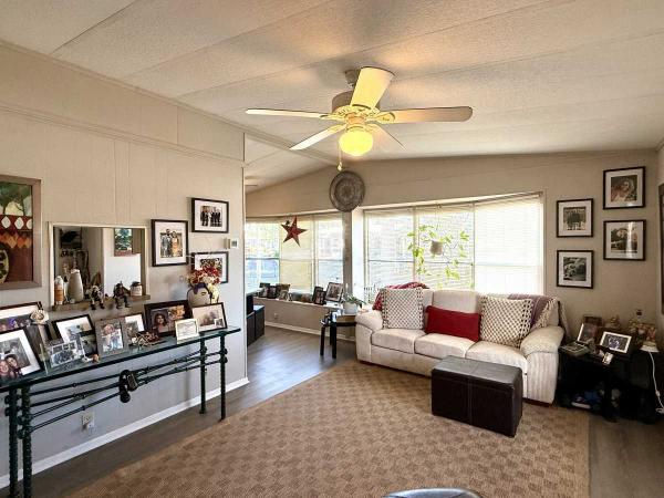 Photo 1 of 2 of home located at 104 Danny Drive Valrico, FL 33594