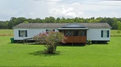 Mobile Home at 520 Belle River Rd Pierre Part, LA 70339