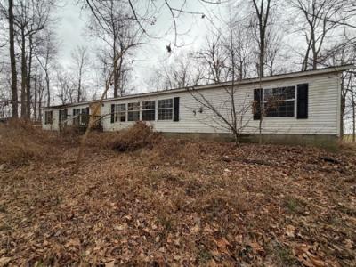 Mobile Home at 6155 Lane Rd Poseyville, IN 47633