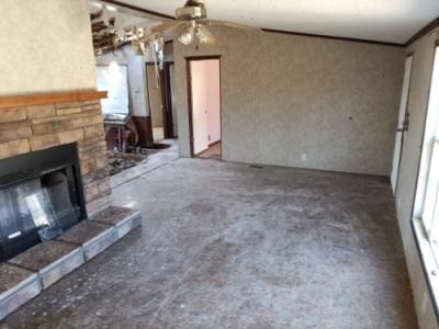 Photo 5 of 20 of home located at 15733 S Highway 45 Canehill, AR 72717