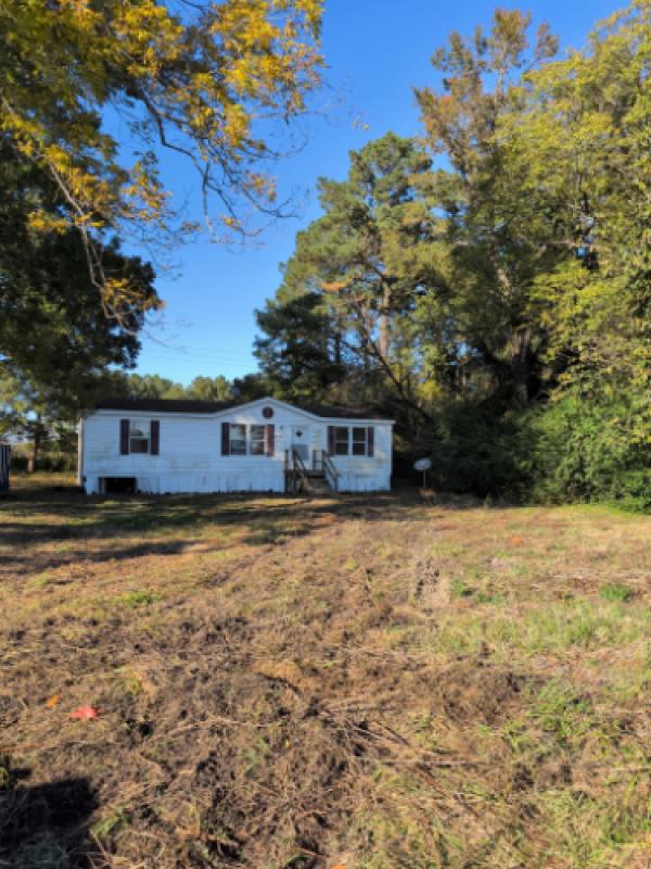 Photo 1 of 2 of home located at 22763 Nc Highway 33 E Aurora, NC 27806