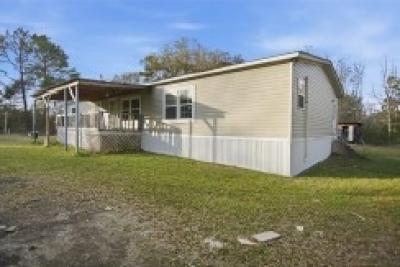 Mobile Home at 252 Shell Quarters Rd Elton, LA 70532
