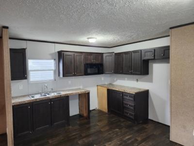 Photo 2 of 9 of home located at 16071 Old Greensboro Road Moundville, AL 35474