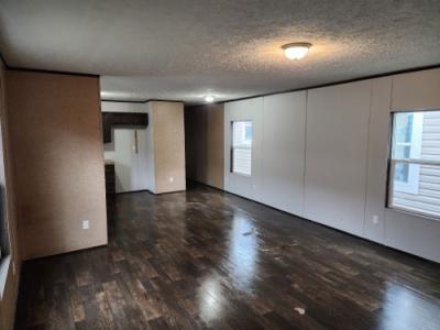 Photo 3 of 9 of home located at 16071 Old Greensboro Road Moundville, AL 35474